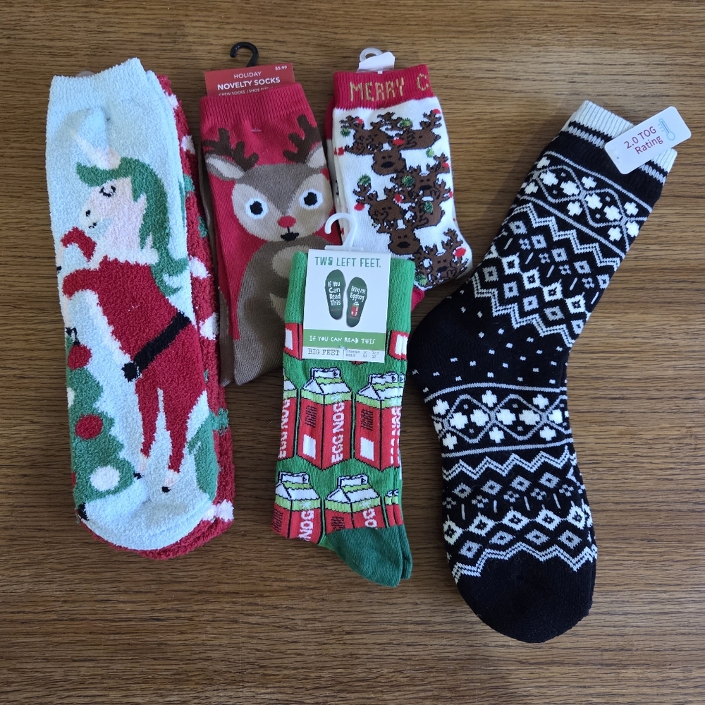 NWT Lot Of 6 Pairs Of Holiday Novelty And Cozy Socks Adult